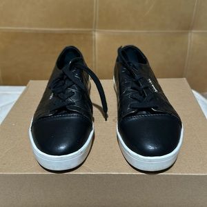 Calvin Klein. Size 7